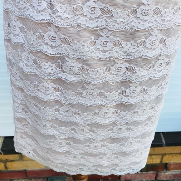 H&M Cream Lace Pencil Skirt Dressy Casual Size 6 - Picture 3 of 7